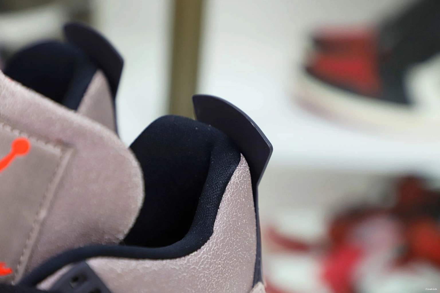 4 RETRO 'TAUPE JORDAN HAZE' AIR 0215